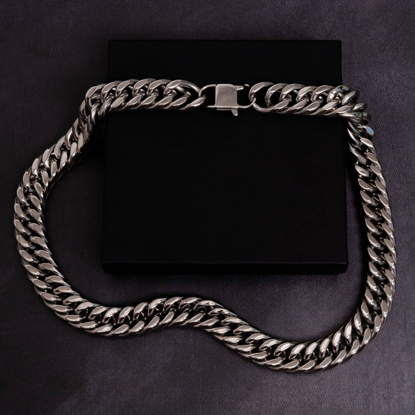 X Adjustable White Gold 22mm Cuban Chain
