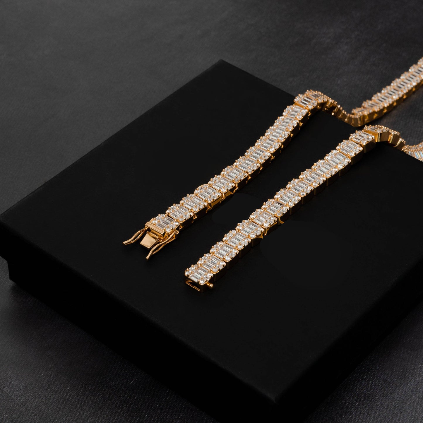 10mm Baguette Chain