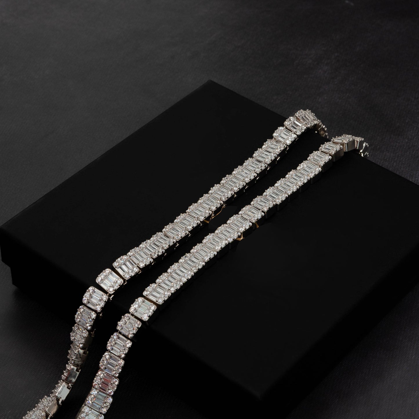 10mm Baguette Chain