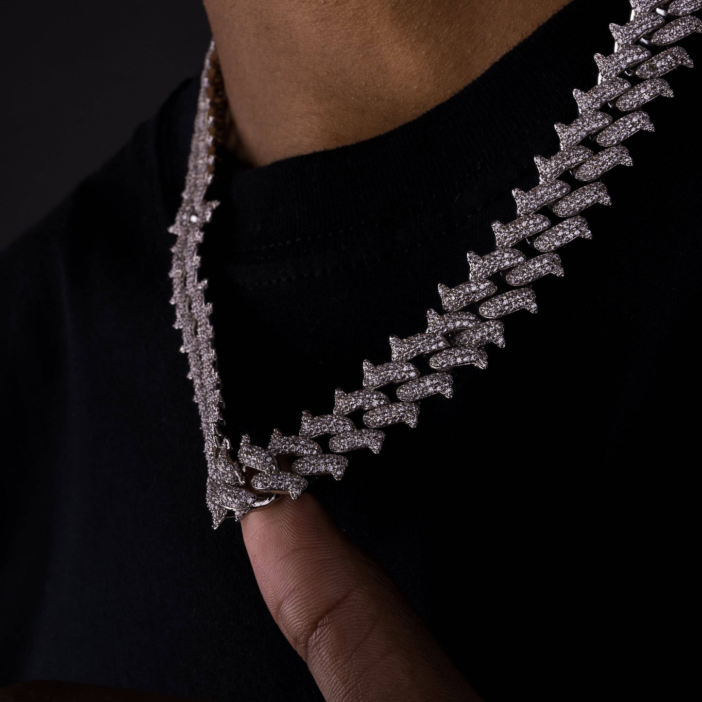 16mm Thorn Chain