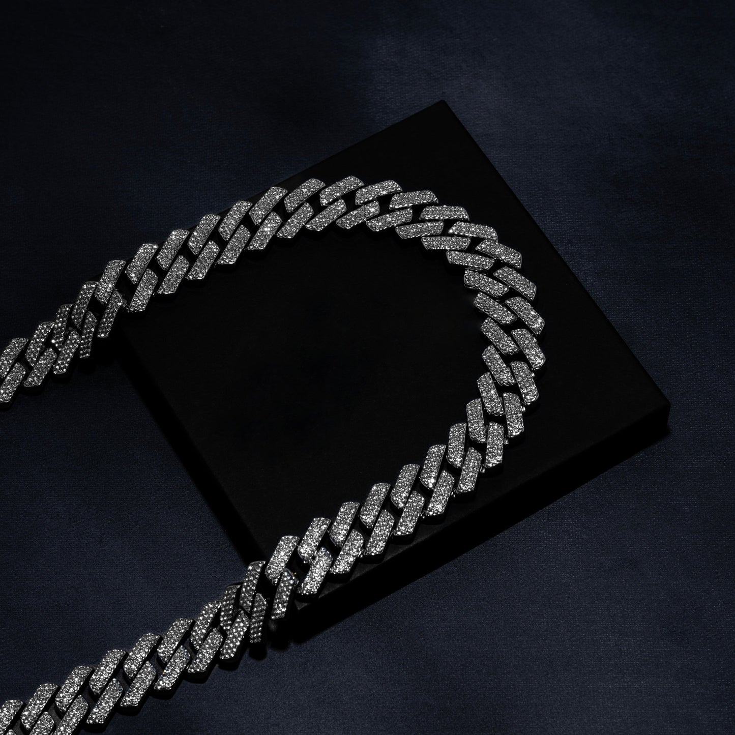 20mm Prong Chain
