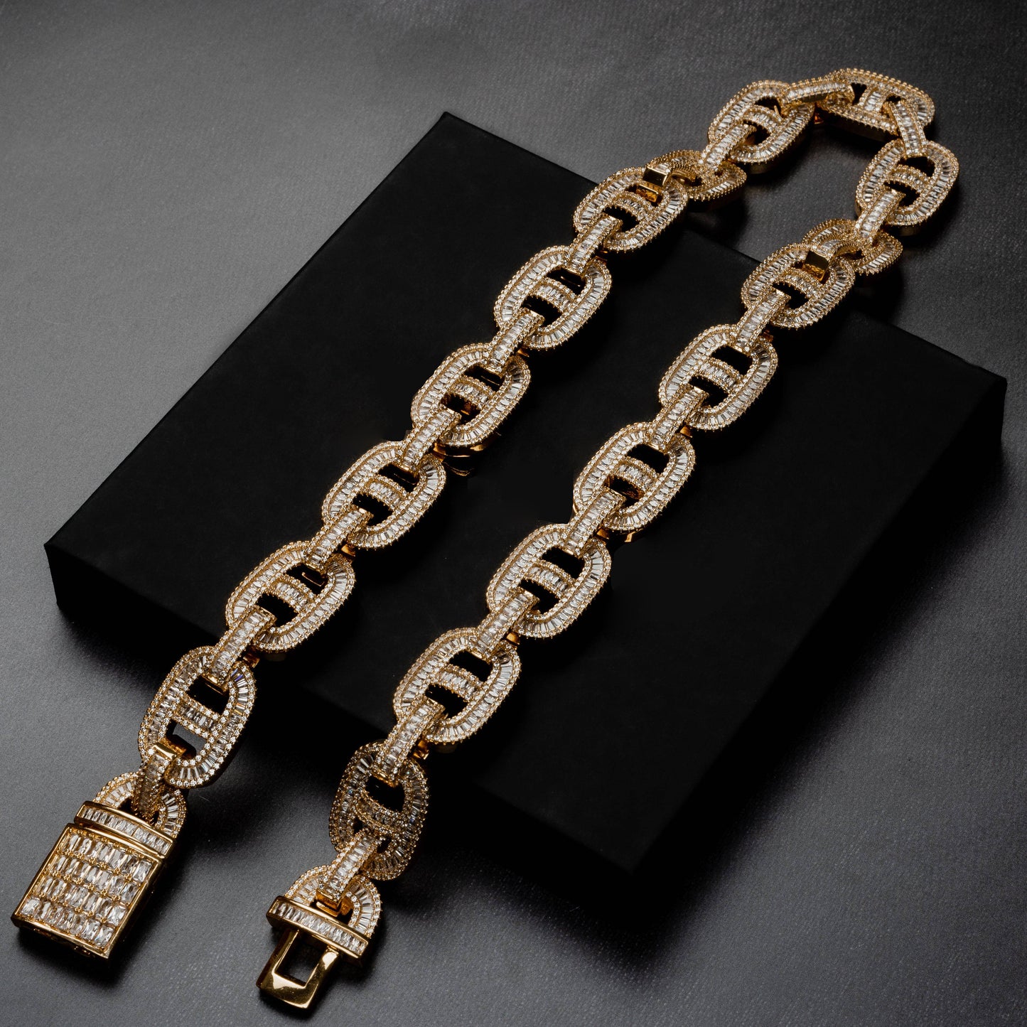 18mm Mariner Baguette Chain