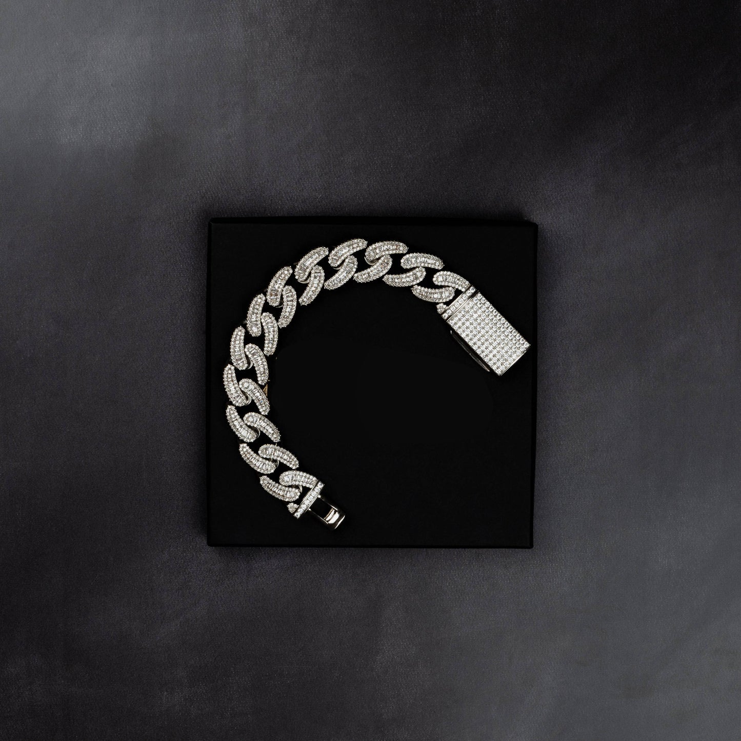 18mm Baguette Bracelet