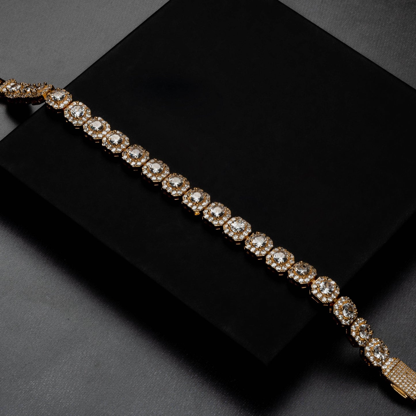 10mm Clustered Tennis Bracelet