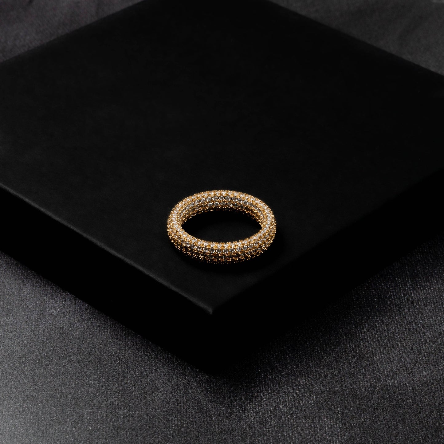 Iced Cluster Ring