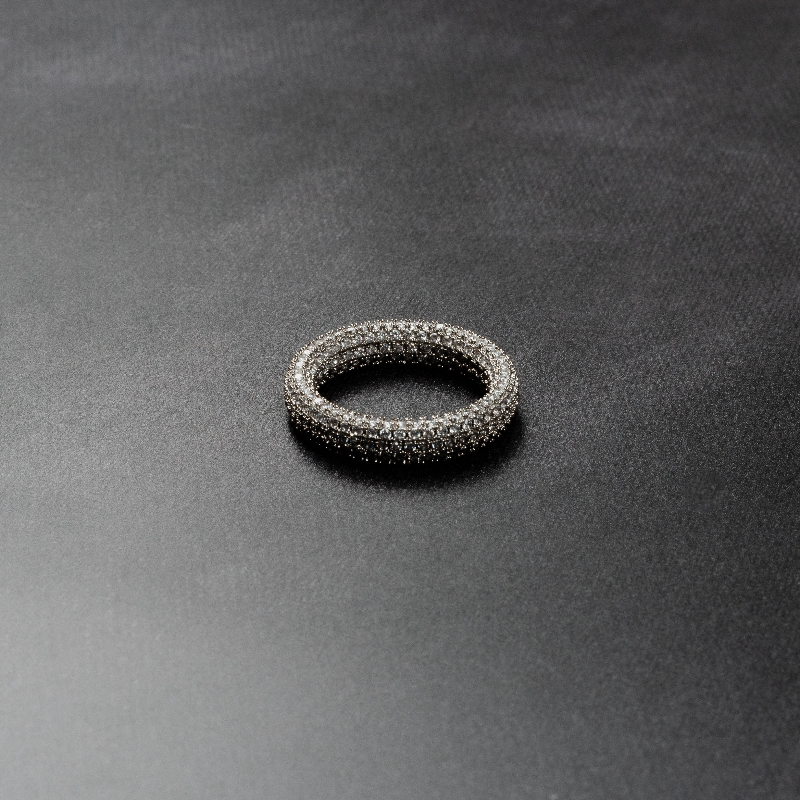Iced Cluster Ring