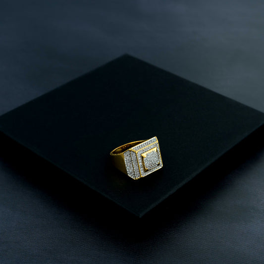 IceClique 18K CAPO Ring