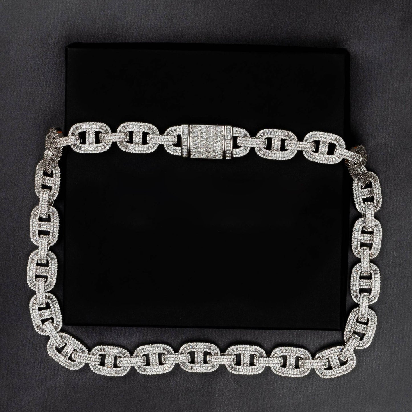 14mm Mariner Baguette Chain