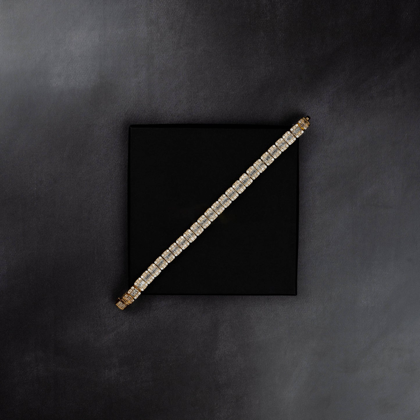10mm Clustered Tennis Bracelet
