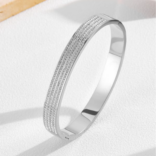 Four-row diamond bracelet