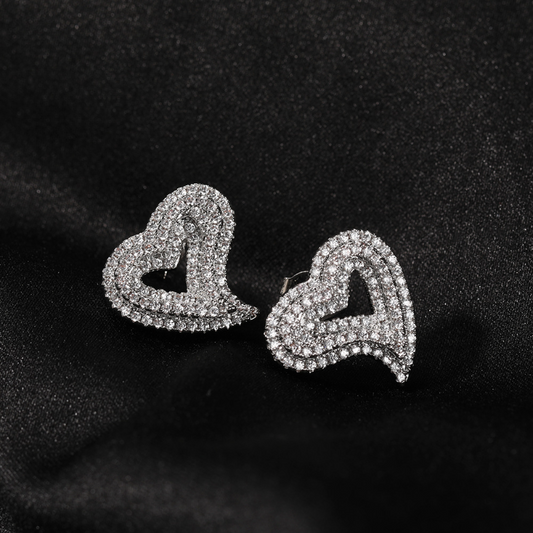 Zircon hollow love stud earrings